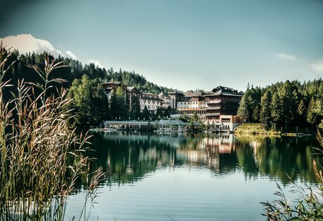 Urlaub im 4*Superior Wellnesshotel Kärnten. Urlaub im 4*Superior Wellnesshotel Kärnten.
